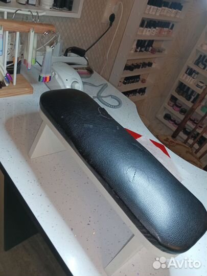 Подставка для рук маникюрная