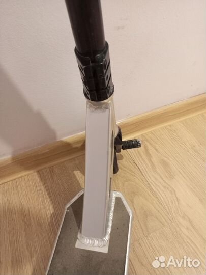 Трюковой самокат Exploer