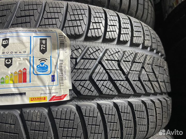 Pirelli Winter Sottozero 3 255/45 R20 105V