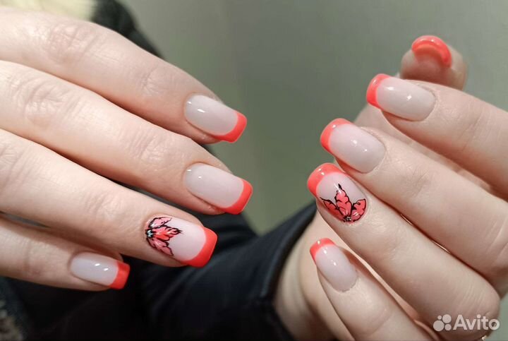 Маникюр с покрытием гель-лаком