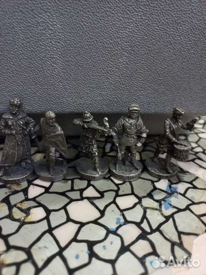 Модель солдатиков