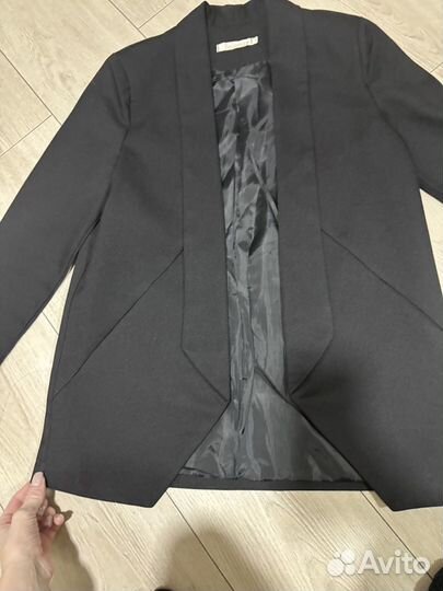 Брючный костюм женский 42 44