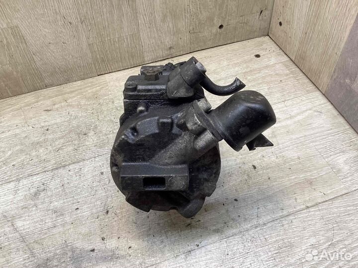 Компрессор системы кондиционирования BMW 5-Series/M5