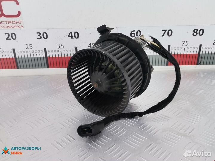 Моторчик печки Dacia Sandero 2009 6001547691