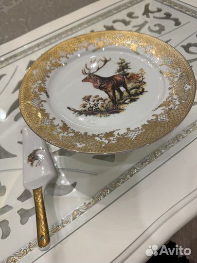 Блюдо для торта на ножке с лопаткой