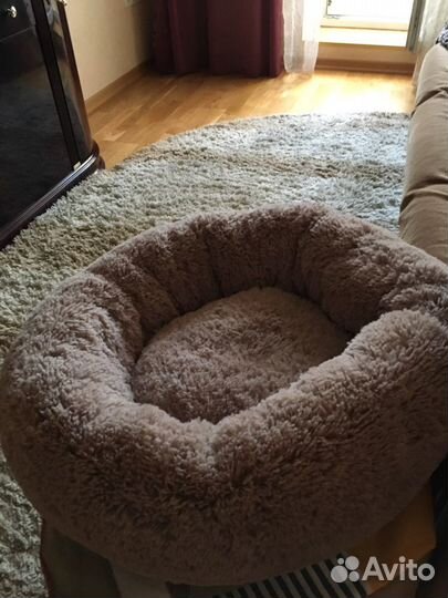 Лежанка для кошек и собак