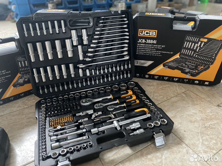 Набор инструментов jcb