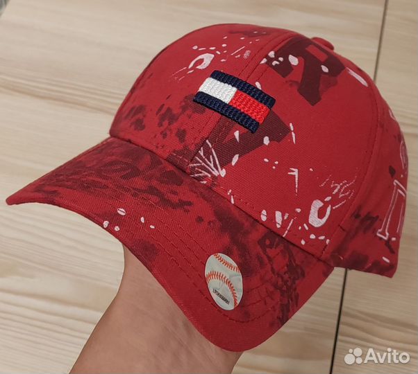 Tommy hilfiger кепка