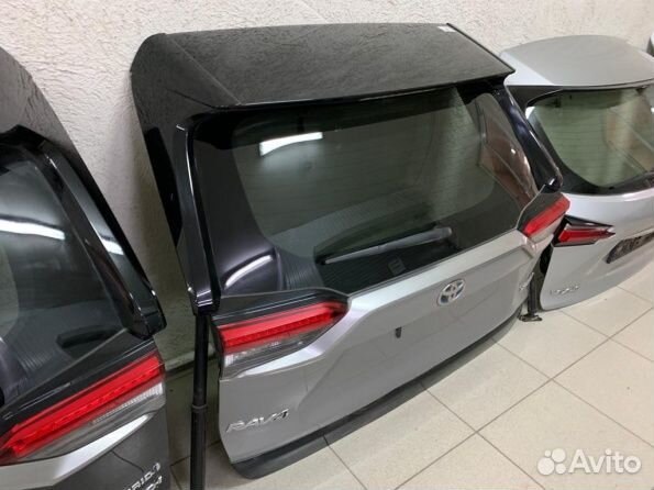 Дверь багажника Toyota Rav4 XA50 2018-2023