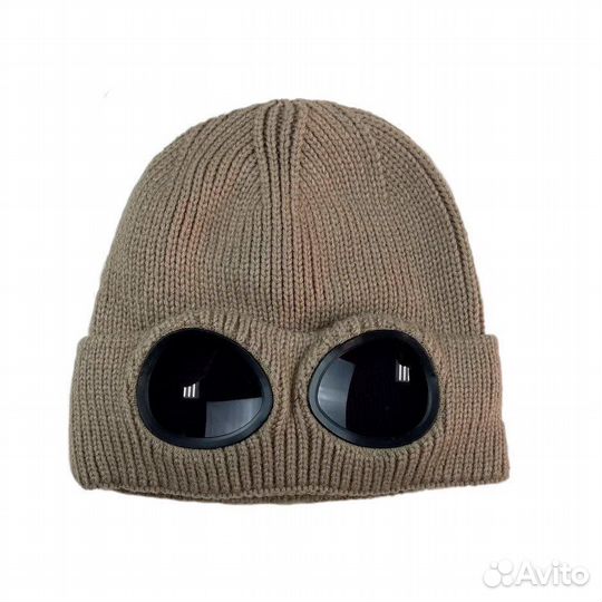 Шапка мужская C.P. Company с мехом Бежевая