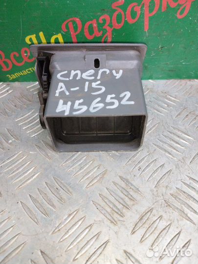 Дефлектор воздуховода правый Chery A-15