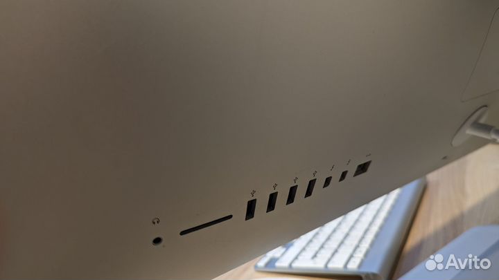 Топовый iMac 27 в идеале. SSD, i7, 32Гб, GeForce