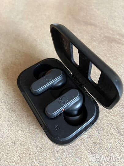 Беспроводные наушники