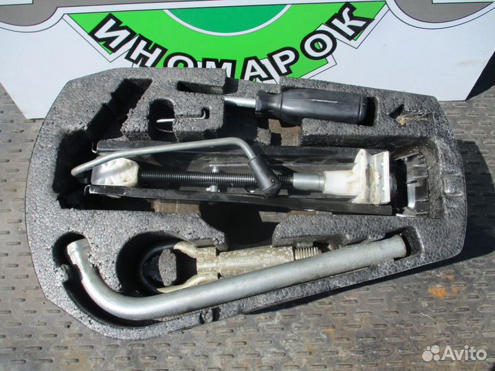 Набор инструментов Volkswagen Polo 2010г