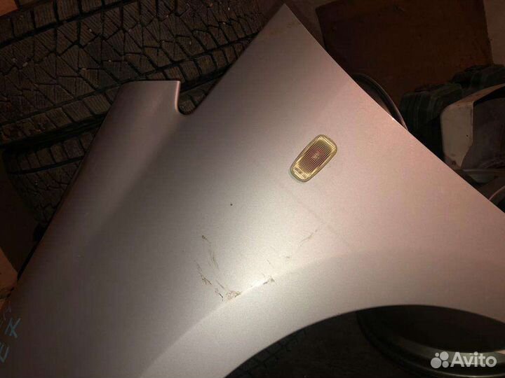 Левое крыло wish zne10