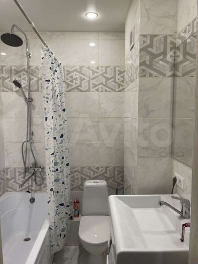 2-к. квартира, 52 м², 2/5 эт.