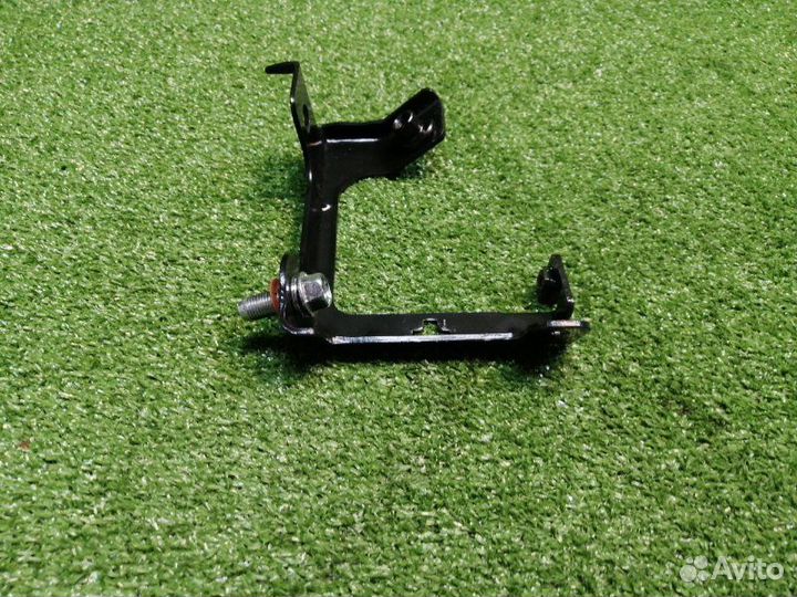 Кронштейн задний левый Kia Ceed JD G4FG 2014