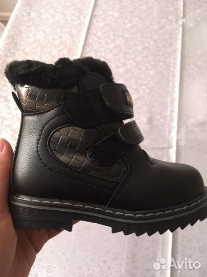 Ботинки детские 22 размер