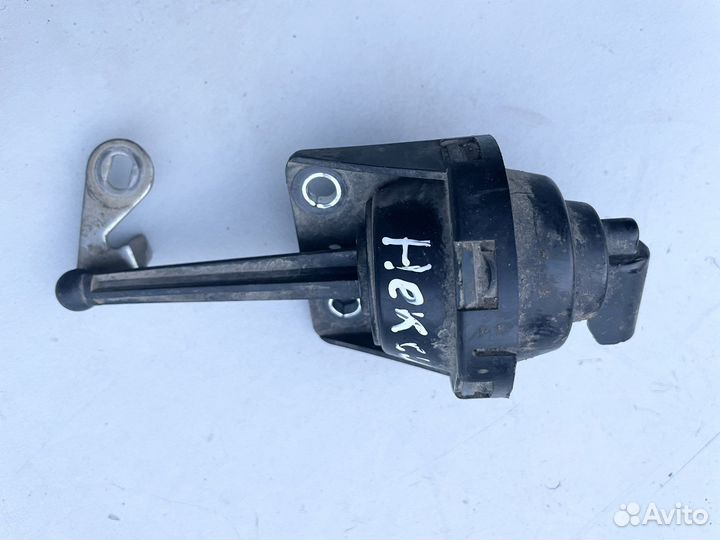 Клапан впускного коллектра Daewoo Nexia