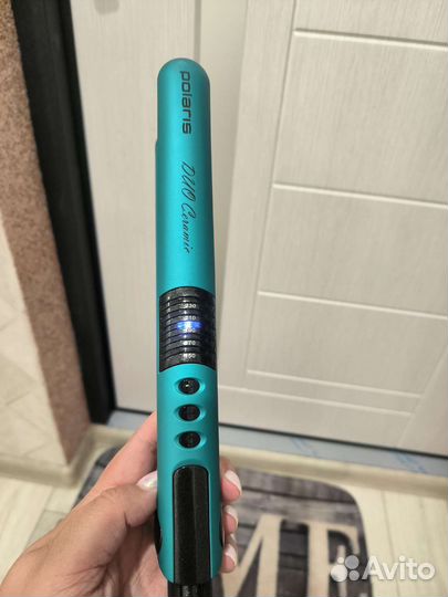 Новый утюжок для выпрямления и завивки волос