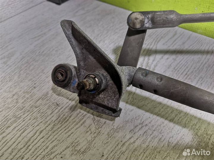 Трапеция стеклоочистителей Мазда 6