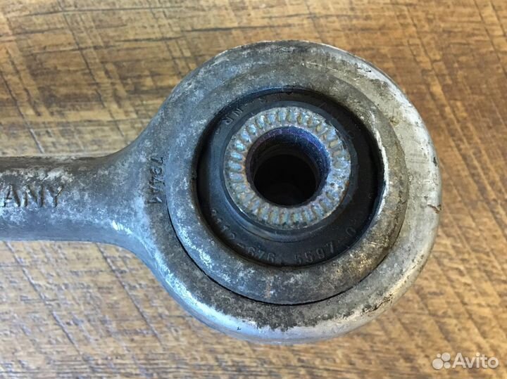 Рычаг поперечный левый BMW E87