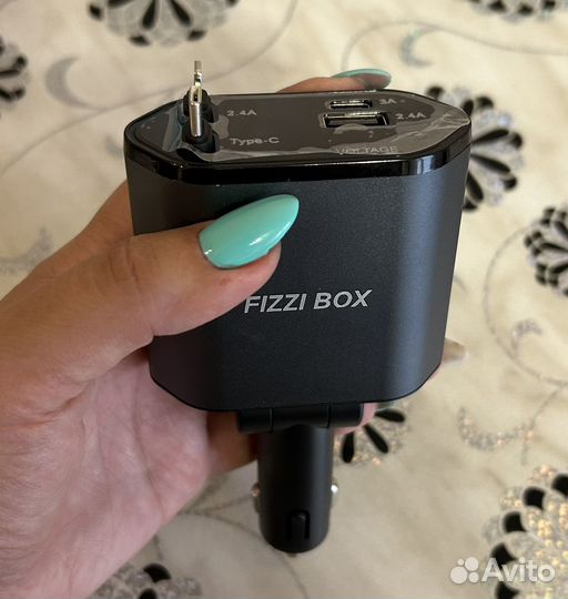 Автомобильное зарядное устройство 4 в 1