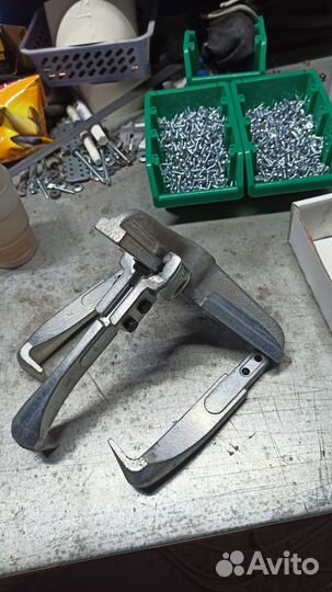 Gedore. Съёмник универсальный с 3-я зах 150-160 мм