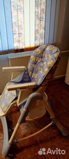 Стульчик для кормления jetem