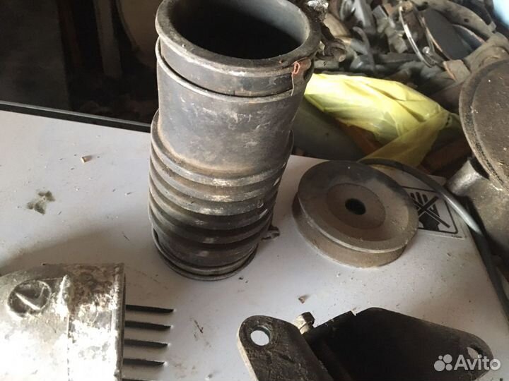 Двигатель TD 27 в разбор