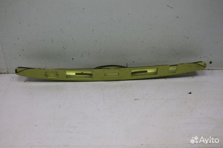 Накладка крышки багажника Subaru Impreza 3