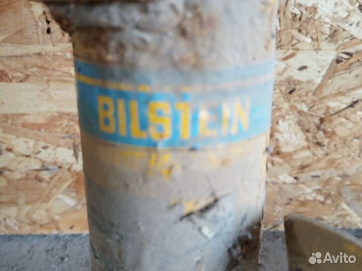 Стойки газовые