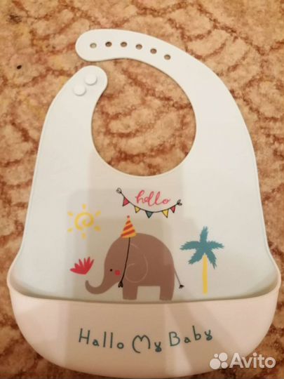 Слюнявчик силиконовый