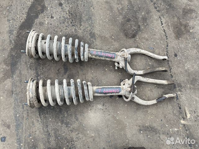 Передние стойки Hyundai Sonata 4 EF