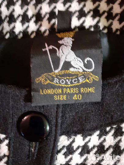 Костюм женский в стиле Chanel