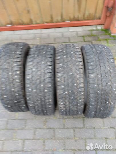 Viatti Bosco Nordico V-523 215/55 R17 94B