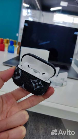 Чехол на AirPods