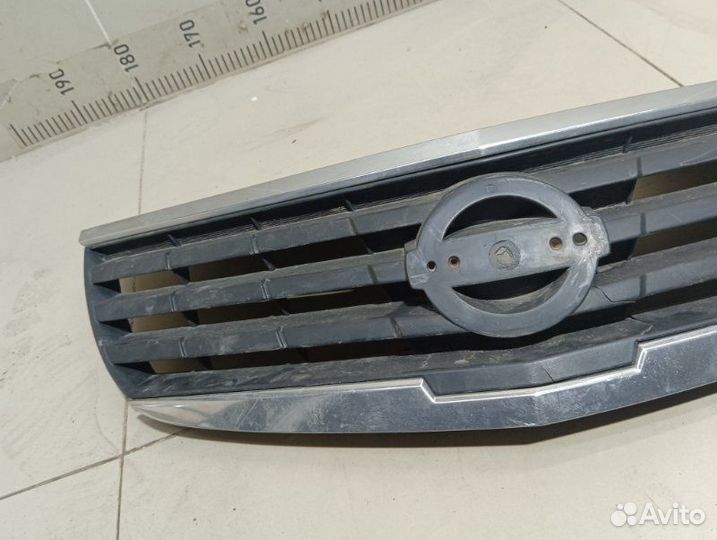 Решетка радиатора Nissan Almera Classic