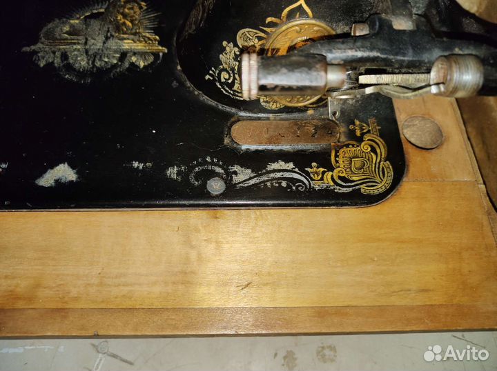 Швейная машинка singer