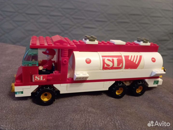 Конструктор lego бензовоз