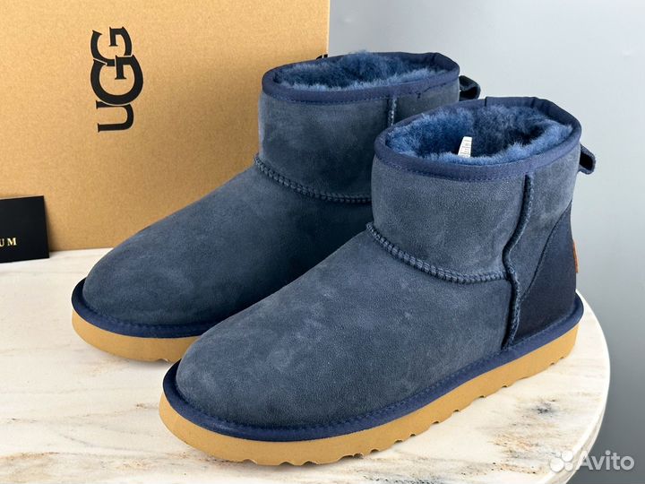 Угги UGG Classic Mini II Navy unisex с мехом