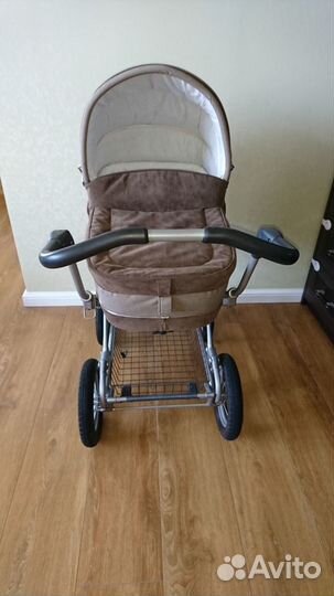 Коляска Inglesina Vittoria +москит. сет/дождевик