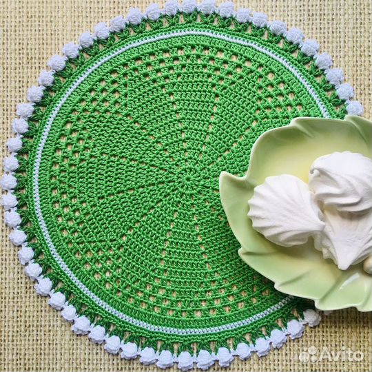 Салфетки крючком сервировочные