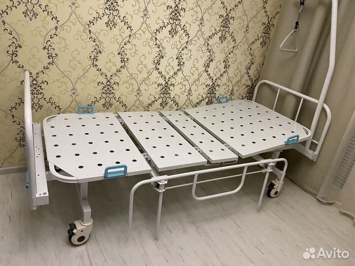 Медицинская кровать для лежачих больных бу