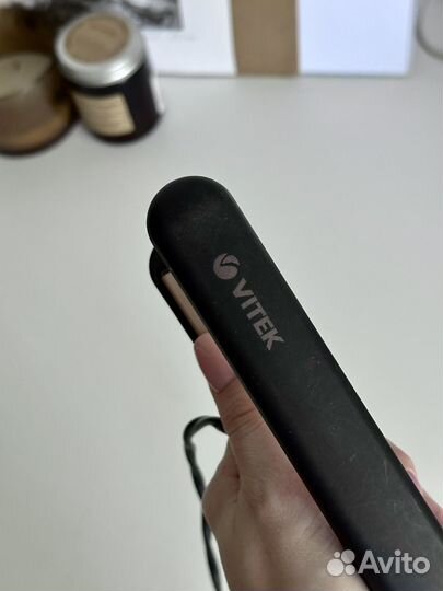 Выпрямитель утюжок плойка для волос vitek