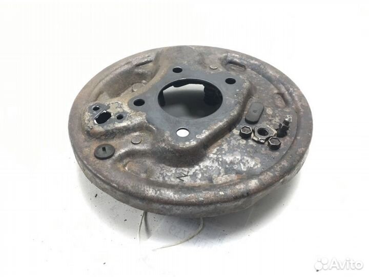 Тормозной механизм задний левый Toyota Caldina