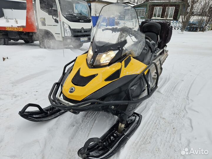 Снегоход скандик SWT 600