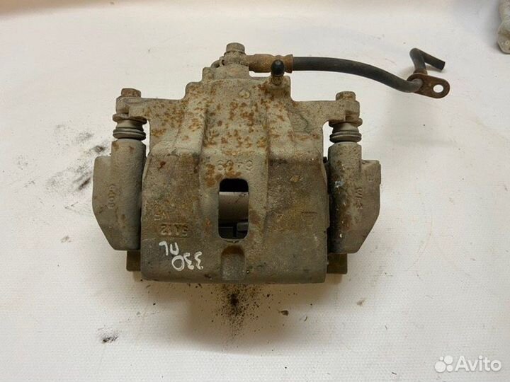 Суппорт передний левый Lexus Rx 330 XU30 3MZ-FE