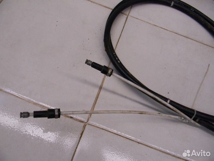 Трос стояночного тормоза Rapid 2013