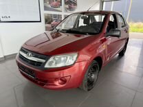 ВАЗ (LADA) Granta 1.6 MT, 2012, 106 000 км, с пробегом, цена 350 000 руб.